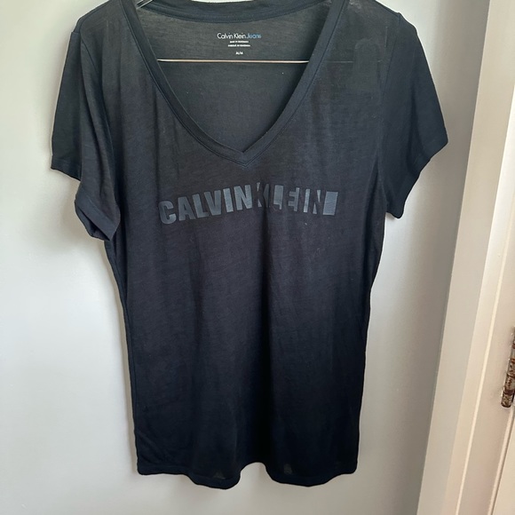 2 Calvin Klein Tees - Picture 2 of 2